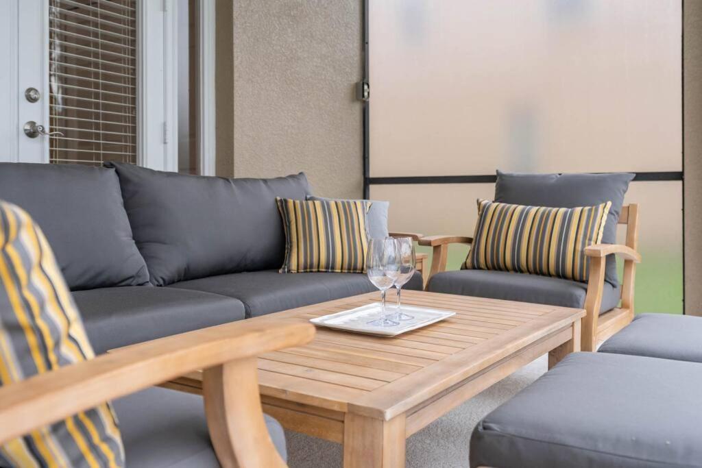 Lakeview W/8 Bedroom 5 Kingsuite 3 Miles To Disney Kissimmee Ngoại thất bức ảnh