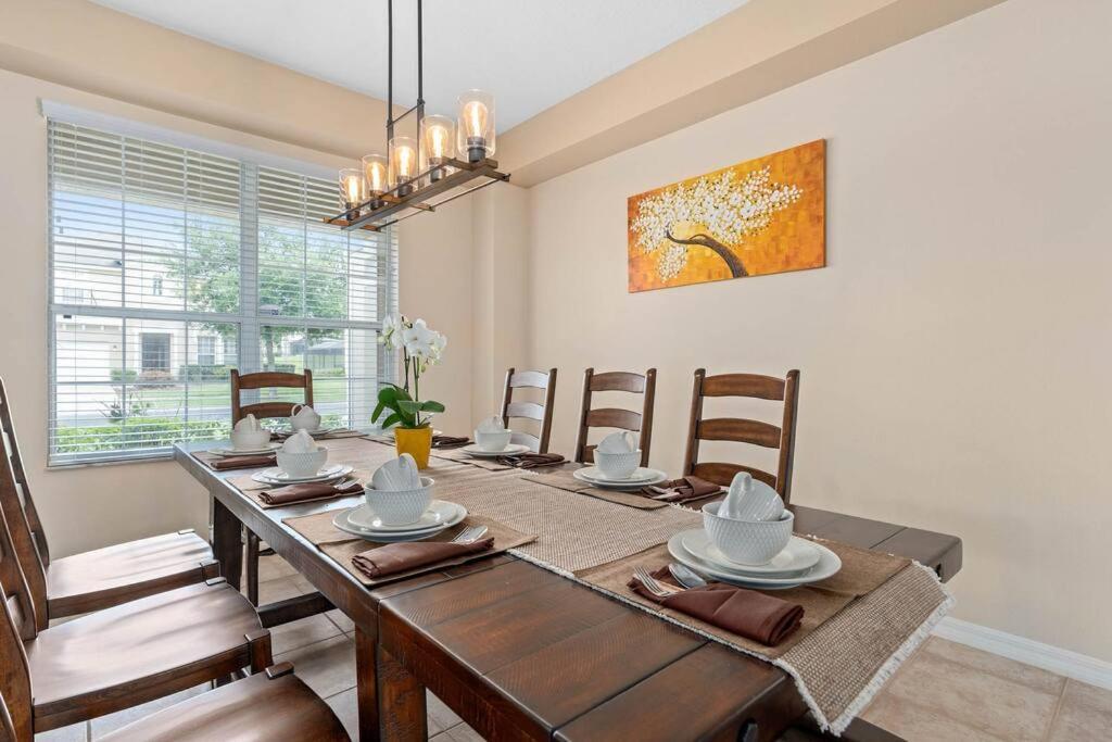 Lakeview W/8 Bedroom 5 Kingsuite 3 Miles To Disney Kissimmee Ngoại thất bức ảnh