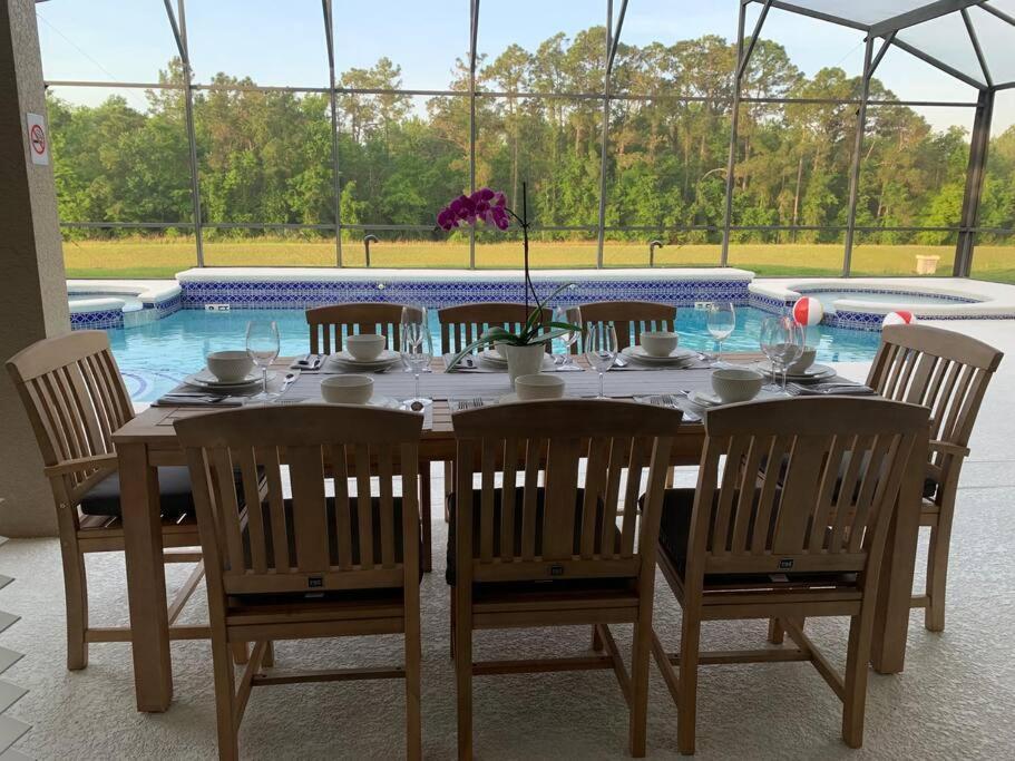 Lakeview W/8 Bedroom 5 Kingsuite 3 Miles To Disney Kissimmee Ngoại thất bức ảnh