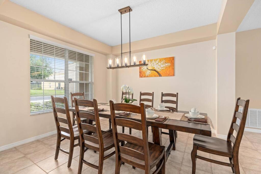 Lakeview W/8 Bedroom 5 Kingsuite 3 Miles To Disney Kissimmee Ngoại thất bức ảnh